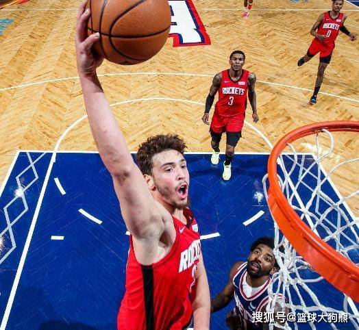 14+3+1！3类合同，组成火箭队18人豪华阵容，附全员最新名单