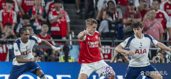 阿森纳季前赛首败暴露问题，英超首轮客战曼联，球队隐患难除