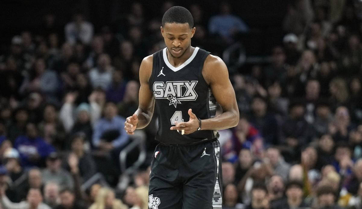 圣安东尼奥马刺续约达龙福克斯，薪水或有变动