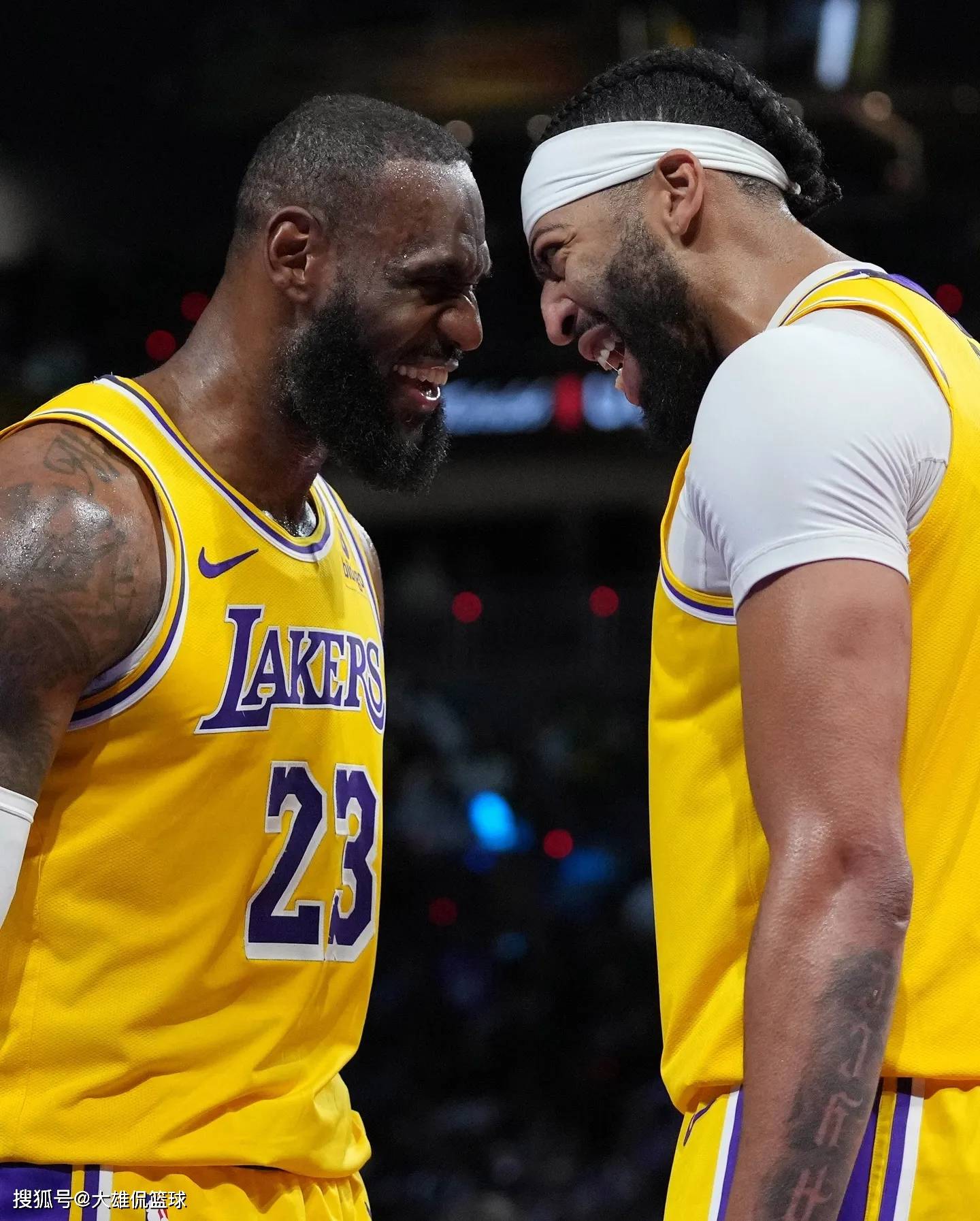 詹姆斯准备与戴维斯再续前缘，准备在达拉斯重聚？共同发文引热议