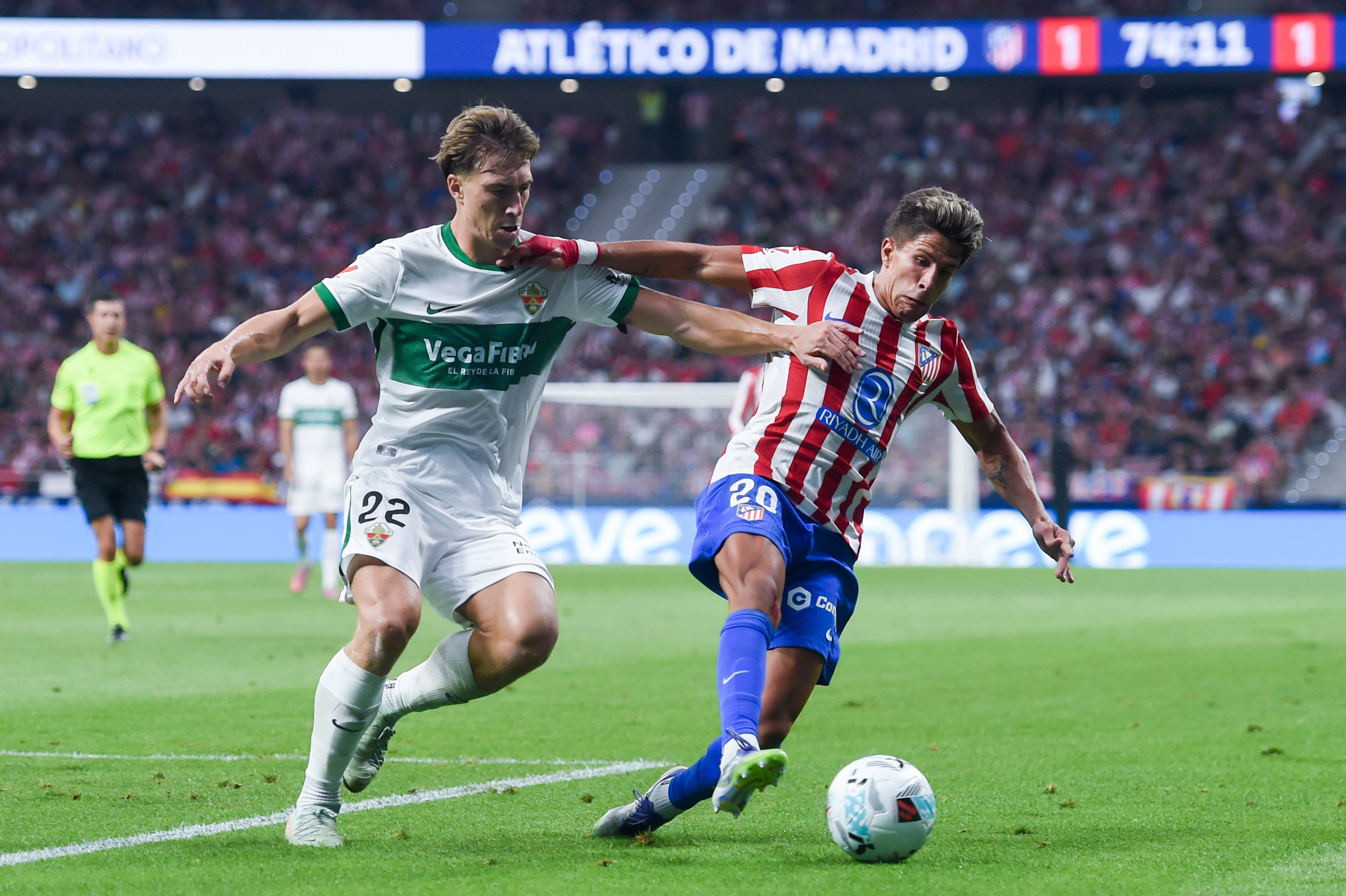 （体育）足球——西甲：马德里竞技平埃尔切