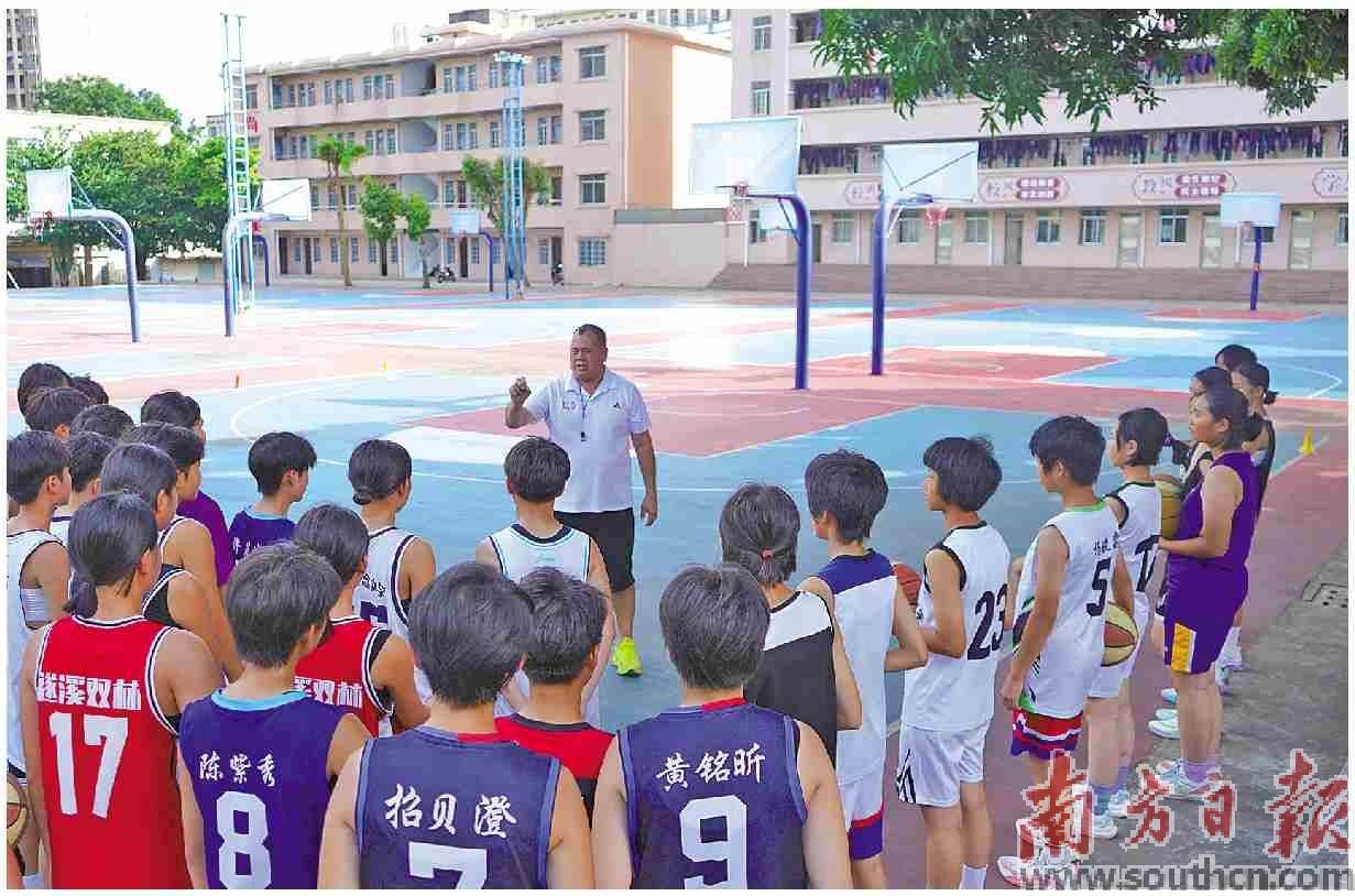 篮球“摇篮”壮大秘籍